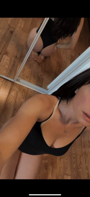 I&rsquo;m you&rsquo;re morning snack 🍭 https://t.co/bNG7WNkrV3  #workoutgirl #gymgirl #gymnaked #booty #babehot #lips<a href="/tag/workoutgirl"class="tags">#workoutgirl</a><a href="/tag/booty"class="tags"><span>#booty</span></a><a href="/tag/gymgirl"class="tags"><span>#gymgirl</span></a><a href="/tag/lips"class="tags"><span>#lips</span></a><a href="/tag/onlyfans"class="tags"><span>#onlyfans</span></a><a href="/tag/onlyfansmodel"class="tags"><span>#onlyfansmodel</span></a>