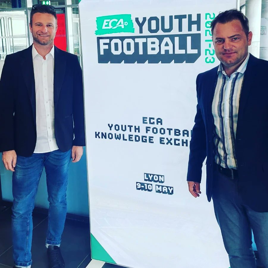 KolmanSasa's tweet photo. A fantastic #europeanclubassociation course. Knowledge shared from top clubs, great learning experience. 
@OL @ManCityAcademy @valenciacf @Shakhtardonetk #IndependientedelValle
🇫🇷⚽️ https://t.co/HVLRPYPMgq