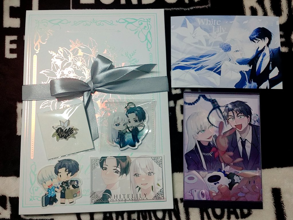 ロラジェリ結婚式アンソロジー届きました！！とっても豪華です✨✨️
皆様の愛が詰まった作品堪能させていただきます🙏