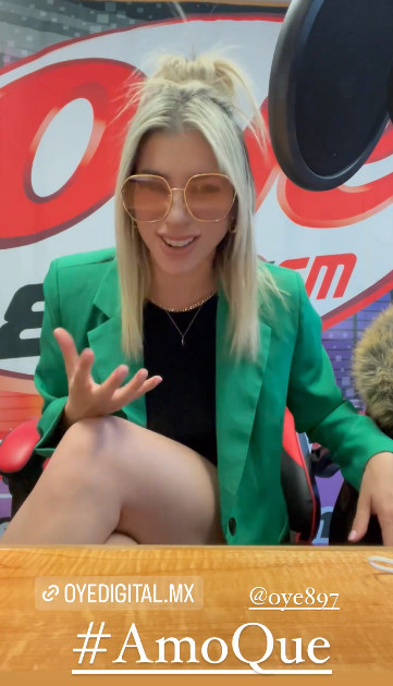 __ms1916's tweet photo. #AmoQue es tan lindo escucharte todas las mañanas siempre genial en cada seccion que encanto eres @pao_sasso
#PaoSasso #BarbieSasso https://t.co/p4jWNgiXJz
