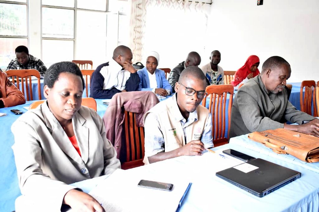 IngoMagazine's tweet photo. Avec l' appui de l' @IOMBurundi, ce 10 mai 2023, la direction provinciale de développement familial et social #DPDFS en @CankuzoProvince a tenu une réunion de coordination des intervenants en matière de protection pour l'actualisation de la cartographie des intervenants.
#Burundi
#ingomag