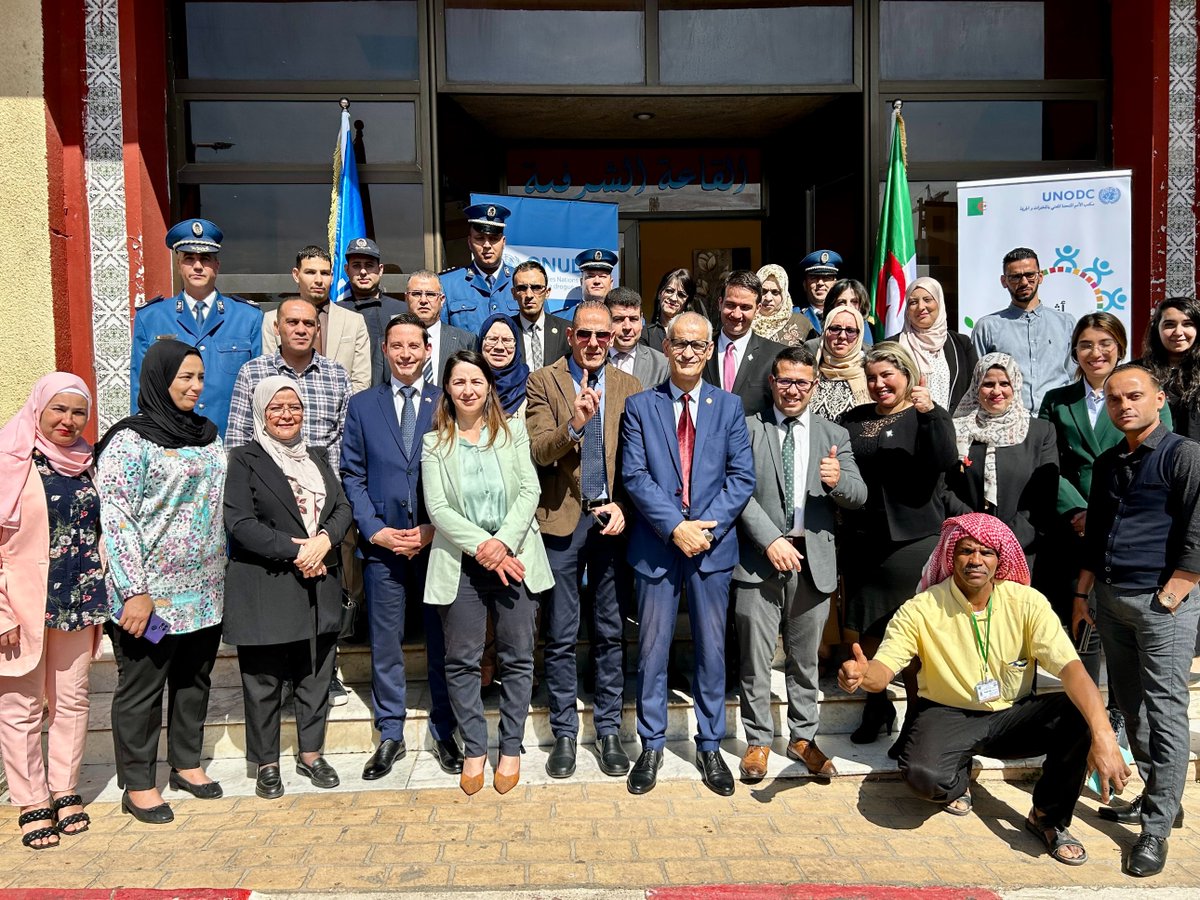 UNODC_ROMENA's tweet photo. Congratulations to #Algeria 🇩🇿 4 taking a huge step to empower its #youth and build resilience to risks of drugs, violence and crime with launch of @UNODC #Youth4Impact🌱regional prog.➡️Followed by 4 #LineUpLiveUp workshops⚽️
Press release🔗https://t.co/6BbXFqZkCA
🤝@BMZ_Bund https://t.co/LdoEGjGJNt