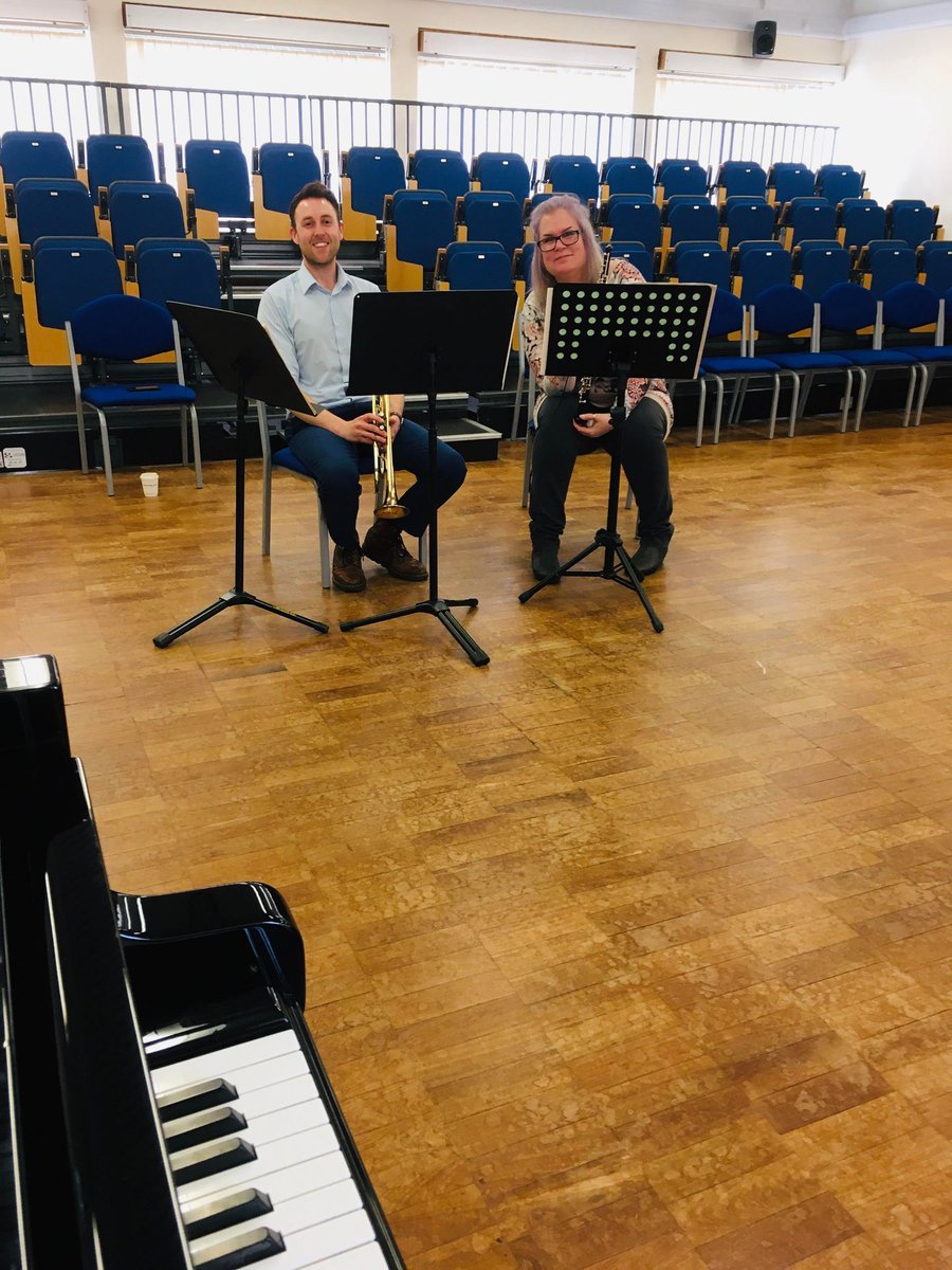 grazykoala's tweet photo. A wonderful section of the @HullPhilO! Thank you to the lovely @SandyClarkComp &amp; Hana Drábková for a mini rehearsal together! #Franck

Join us on Saturday, 7,30pm @CityHallHull! 

https://t.co/ByUzu3J8XX https://t.co/T0A9wuGeod