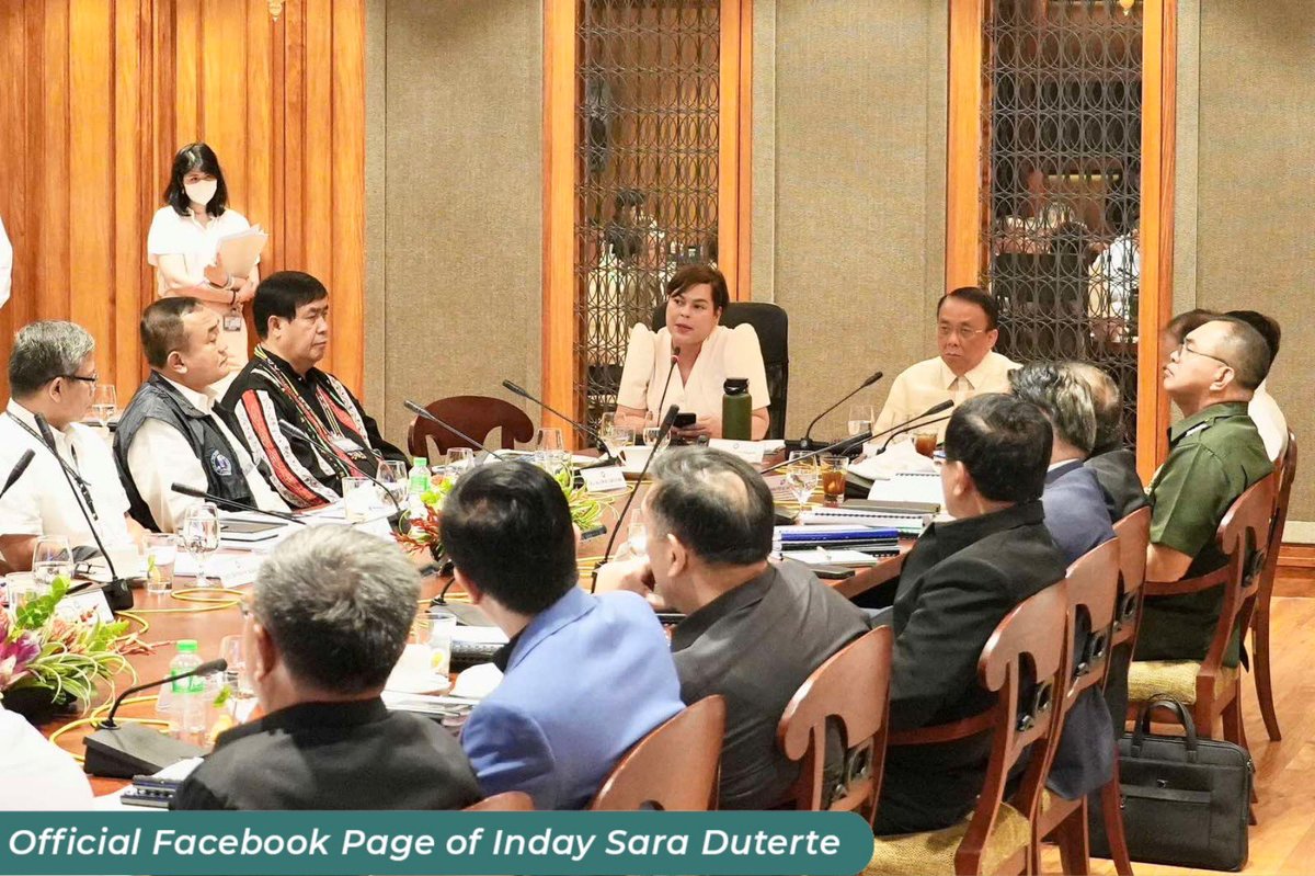 Napapanahon na para tapusin natin ang gyera ng teroristang grupong New People’s Army.

Ito ang mensahe ko kanina sa 1st National Task Force to End Local Communist Armed Conflict (NTF-ELCAC) Execom Meeting dito Malacañan Palace.