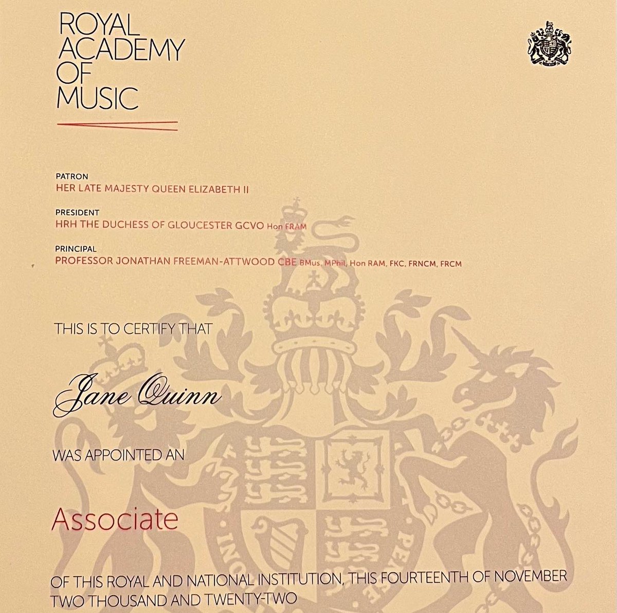 SpeakersToolkit's tweet photo. Honours Day!
Thank you to all the special people in my life past and present who helped make it happen.
#AnnJames #NinaFinburgh #KarenRabinowitz #StephenHill #MaryHammond #ElizabethDavies #Family #Showbiz #RoyalAcademyOfMusic #Singer #Actor #PublicSpeakingCoach #WestEnd https://t.co/v8FZw1cWcF