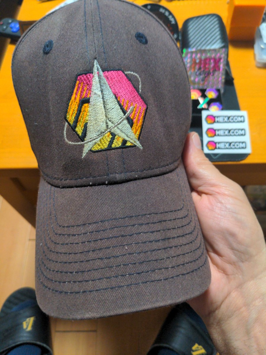 crypt0k1ng's tweet photo. @HEXTOYSOFFICIAL Lovin all of my #HexToys pins BOOM ๐ฅ๐๐ฅ๐๐ฅ๐๐ฅ my HexForce hat has seen better days. #Hex #PulseChain #PulseX #BeatsByeGwei https://t.co/xlsEBTvmdb
