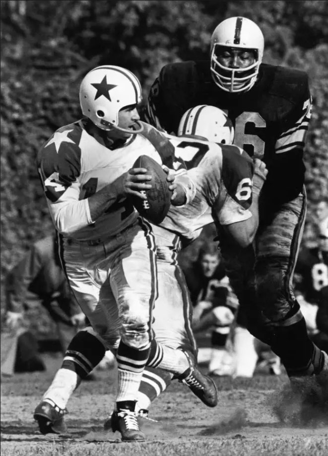 steelcitystar's tweet photo. 60 years ago today….
Gene “Big Daddy” Lipscomb dies, age 31
The shocking news stuns the Steelers as Buddy Parker and Art Rooney express disbelief that the dominant defensive tackle, who just made his 3rd Pro Bowl, is suddenly gone.
RIP Big Daddy https://t.co/GpScbN7K9S