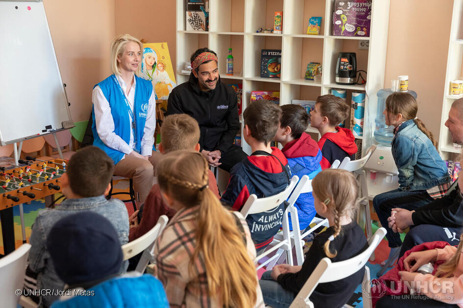 "By standing together and taking action, we can make a real difference in the lives of those affected by war and displacement."

Goodwill Ambassador Alfonso Herrera calls for solidarity with people affected by the war in Ukraine after visiting the region.

ow.ly/uP1Y50Okk5b