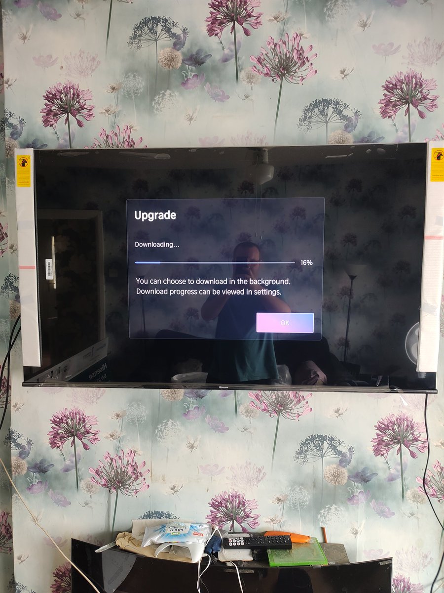 CapeGraphic's tweet photo. Tv all up and running.. Playing fifa at 120hz is sooo much better @Nadeem74159629 @demonbaz666 https://t.co/z0wfqVjnTI