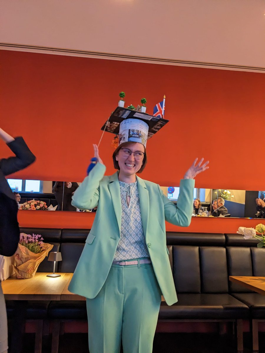 HauptSaskia's tweet photo. I successfully defended my Ph.D. thesis titled "Mathematical #modeling of #Lynch syndrome #carcinogenesis"👩‍🎓No words needed except THANK YOU to all the people who supported me along this way!😊🥳🎉🎓#PhDcompleted #mathonco @emcl_research @HITStudies #ATBHeidelberg @MathInOncology https://t.co/OAhrEGgYhv