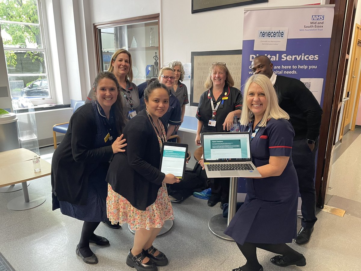 Day 3 now @MSEHospitals Southend signing up #DigitalChampions (at least 30 more) and literacy assessments, with the fab #clinicalinformaticsteam #MSEDigital 😊@JamesRIBrown @CiaraMBMoore