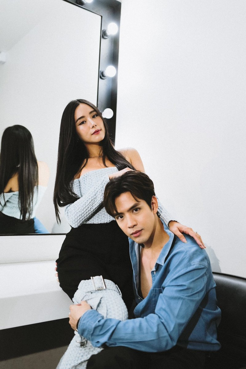b1f3rn's tweet photo. เปิดทีวีรอดู  #รักนี้ต้องเจียระไนep7 กันค่ะ 💙🤍 วีคที่แล้วเรตติ้งขึ้นด้วย ขอบคุณทุกคนนะคะ เรามาลุยกันต่อน้าาาา https://t.co/oWk6MXFovE