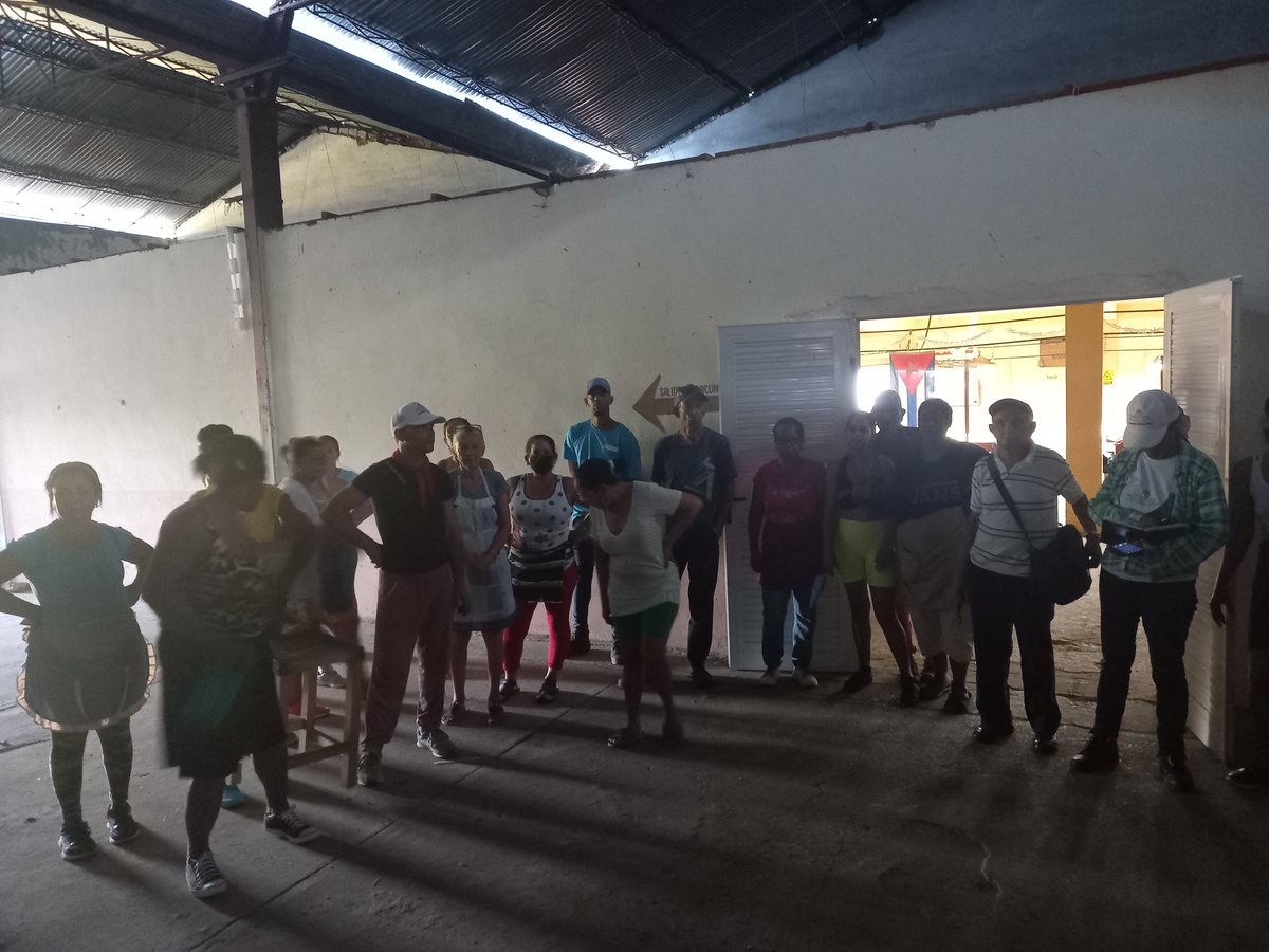 Visitamos la Escogida y la Fábrica de tabacos de La Fe para intercambiar con trabajadores y conocer inquietudes y posibles  soluciones #IslaDeLaJuventud #Cuba #FidelPorSiempre