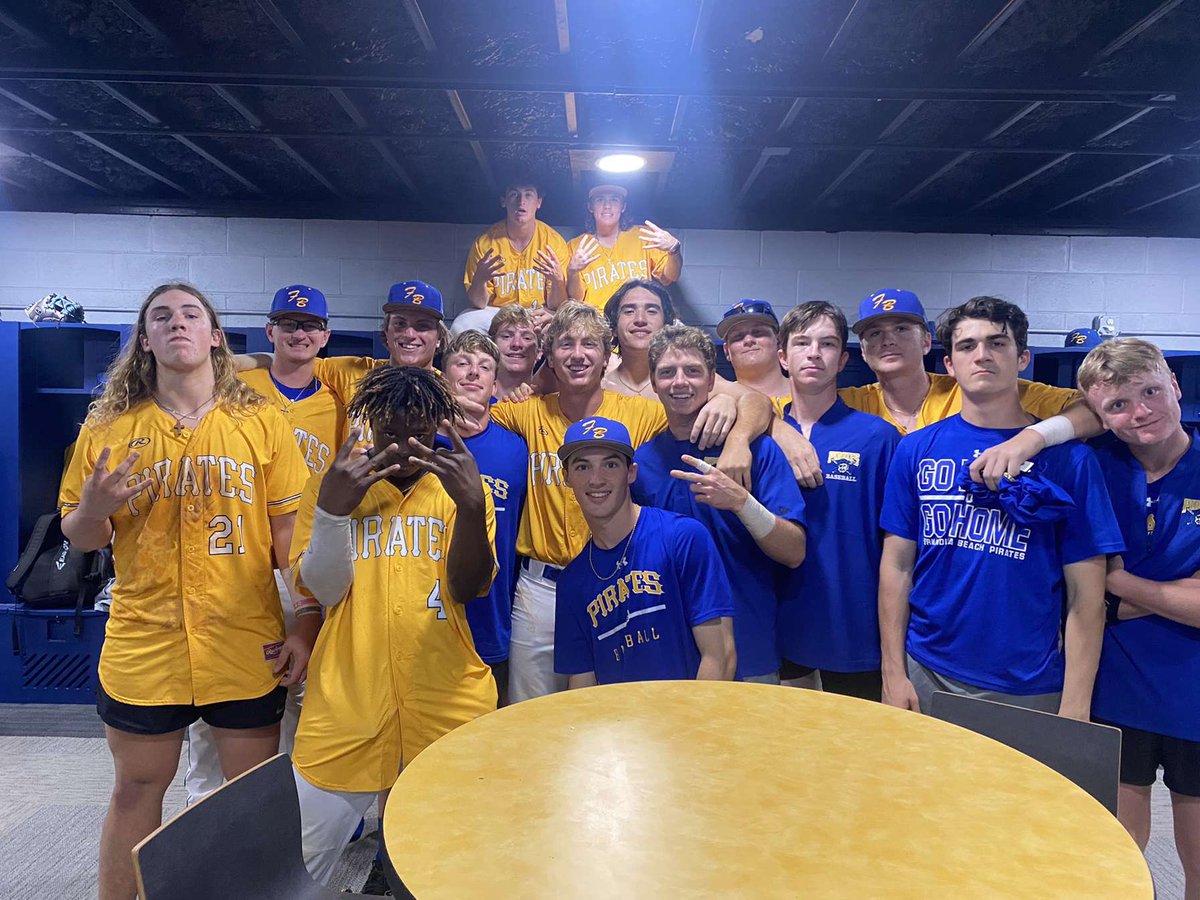 sean_benjamin6's tweet photo. Hurts to say it’s over but what we accomplished was truly incredible. This team and this year is something I’ll never forget. I’d go to war with you guys any day of the week. Love you guys forever💙 #thisonesforus https://t.co/9r4A2ByYxo