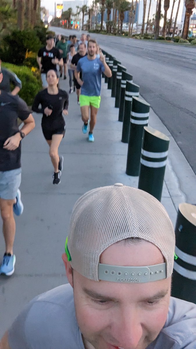 clydesdaletri's tweet image. Early #Rundata at TC23 in the books!  Now back to the #data23 conference!  Thanks for joining @ryanaytay @Ajenstat