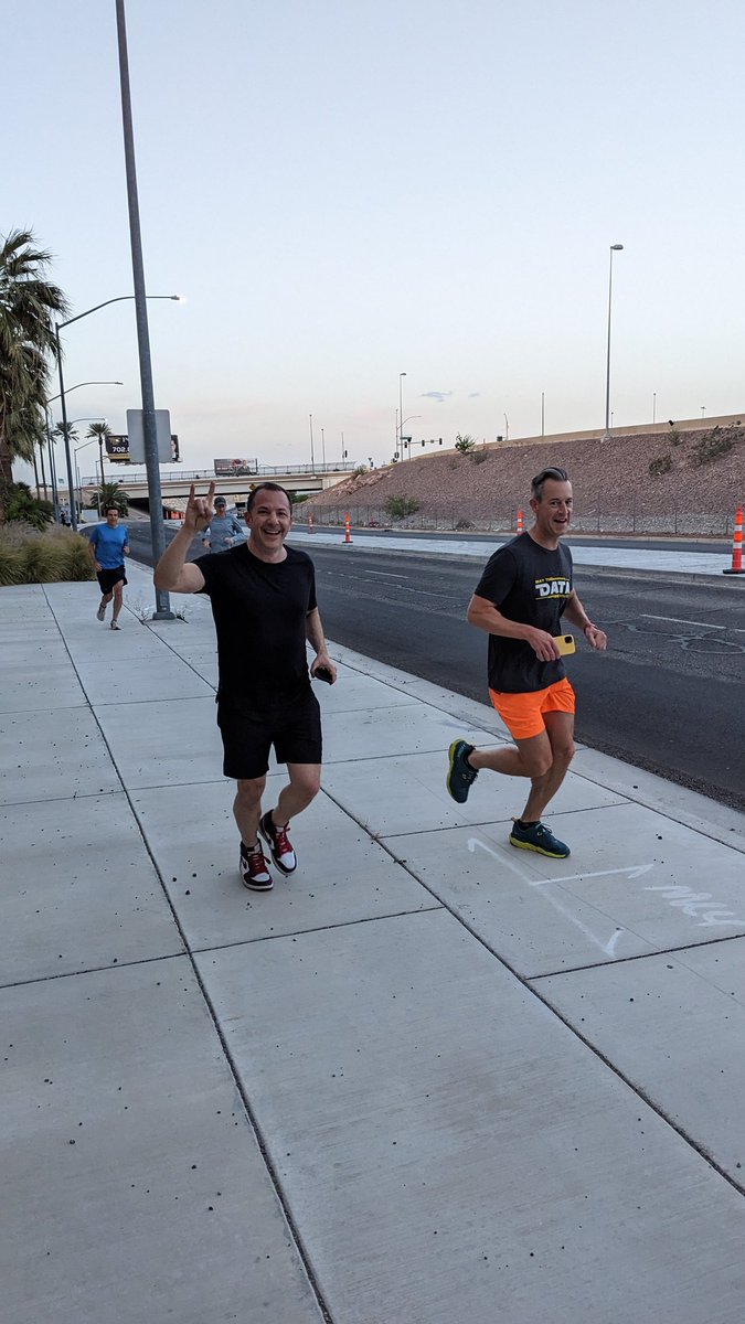 clydesdaletri's tweet image. Early #Rundata at TC23 in the books!  Now back to the #data23 conference!  Thanks for joining @ryanaytay @Ajenstat