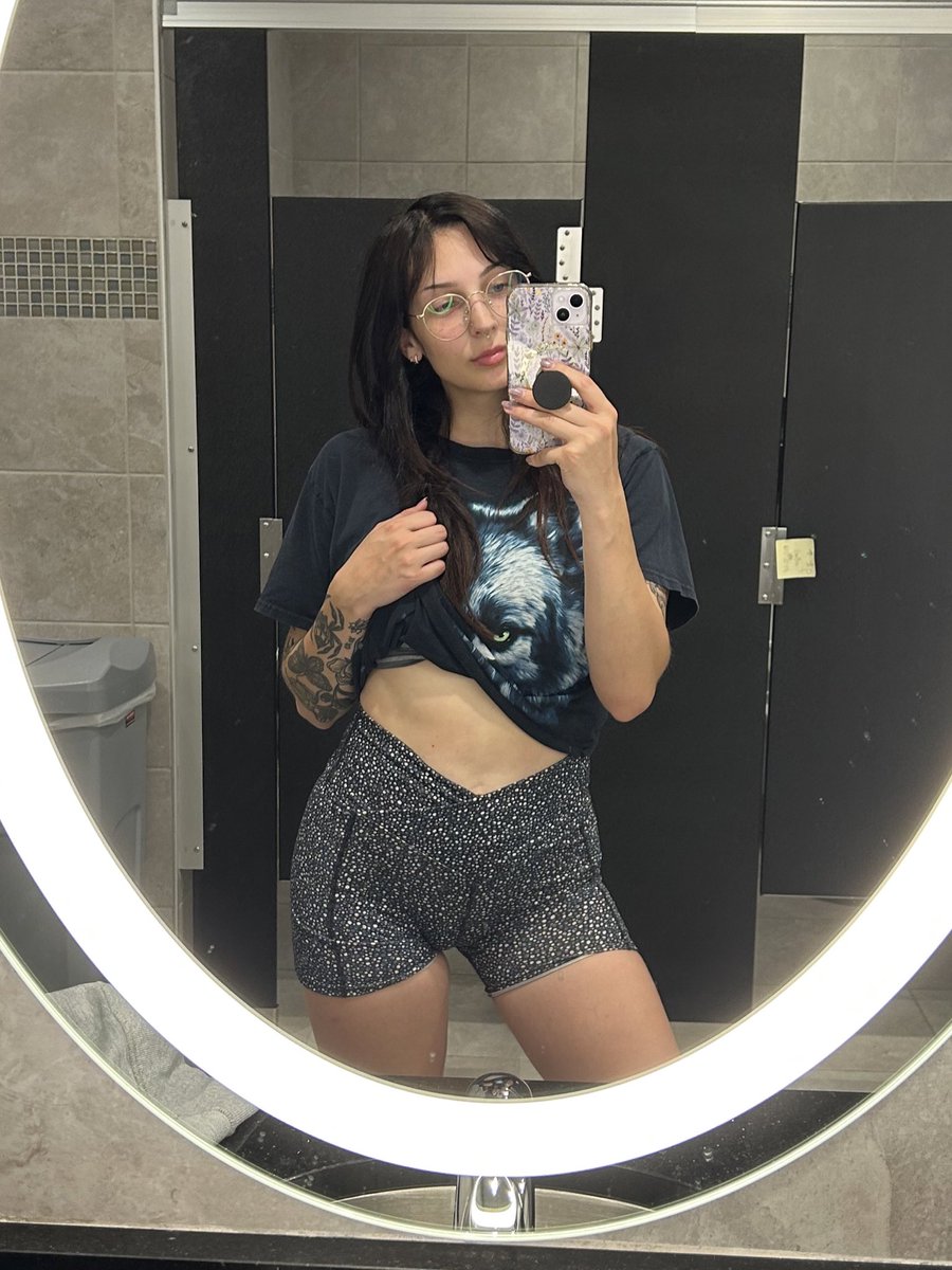 Ashley Lotts on Twitter: "On or off? 😈"