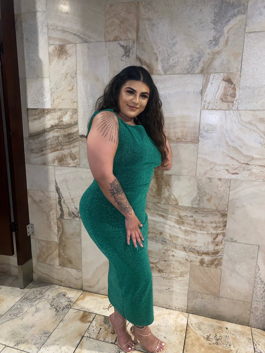 stephhersscc's tweet photo. Taurus Babe
5/5 ♉️🎂 https://t.co/SUVzRKLdvz
