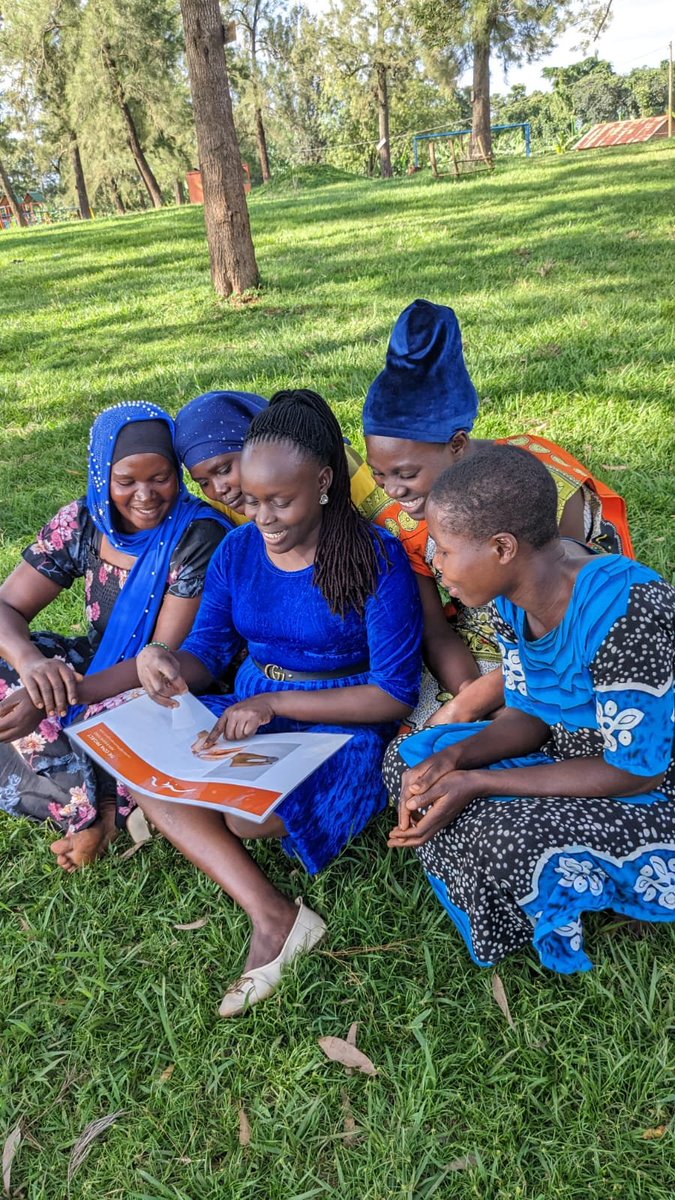 IriseEastAfrica's tweet photo. We are currently conducting a #menstrualhealth training & distributing #flowcups to young mothers in the Kyomya, Budondo community. This project is supported by @thecovaproject https://t.co/peOUkzATCo