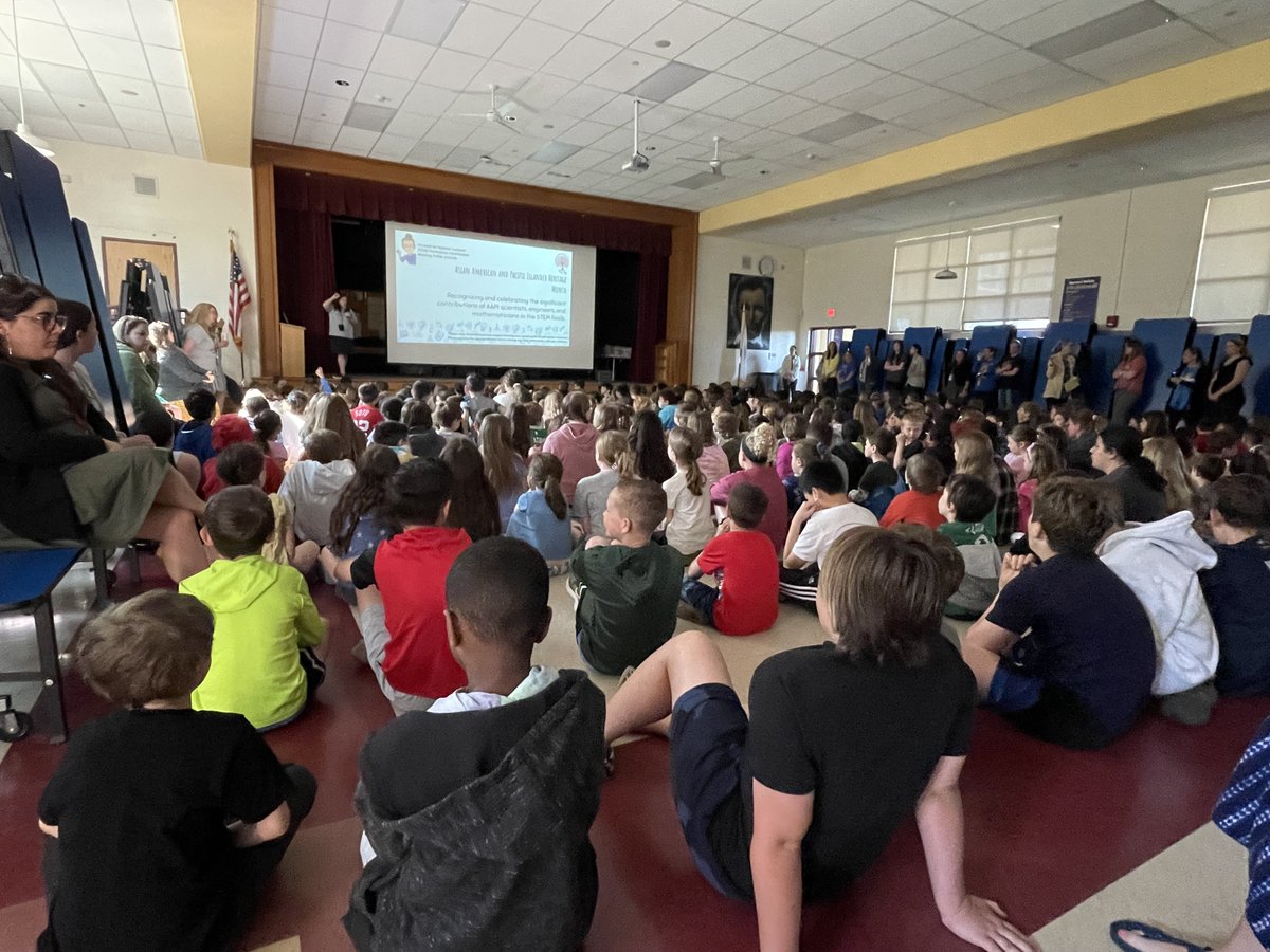 so wonderful to join ⁦<a href="/BarrowsSchool/">Barrows Elementary School</a>⁩ for their assembly today recognizing the significant contributions from #AAPI scientists, engineers &amp; mathematicians ⁦<a href="/carinambecker/">Carina Becker</a>⁩ #AAPIHeritage ⁦<a href="/_RPSchools/">Reading Public Schools</a>⁩