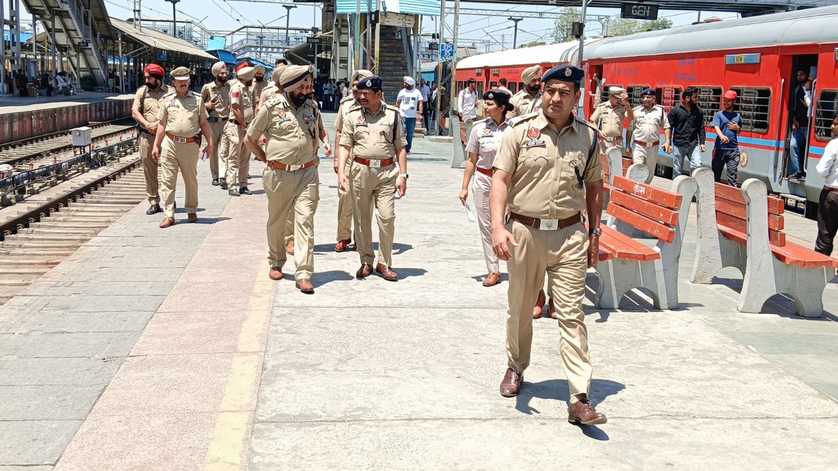 Ludhiana Police on Twitter "Senior Officers of Ludhiana Police are