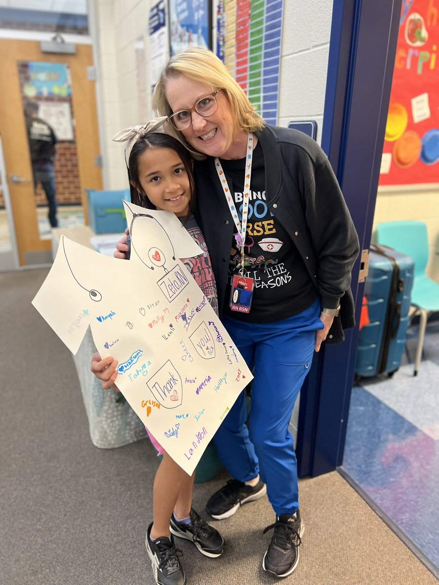 EpolitoMs's tweet photo. Happy Nurses week! @KyleRWilsonES  @Sealionsin321 @bhannon514 
SCA LOVES YOU!!! https://t.co/cbW9MDpFvd