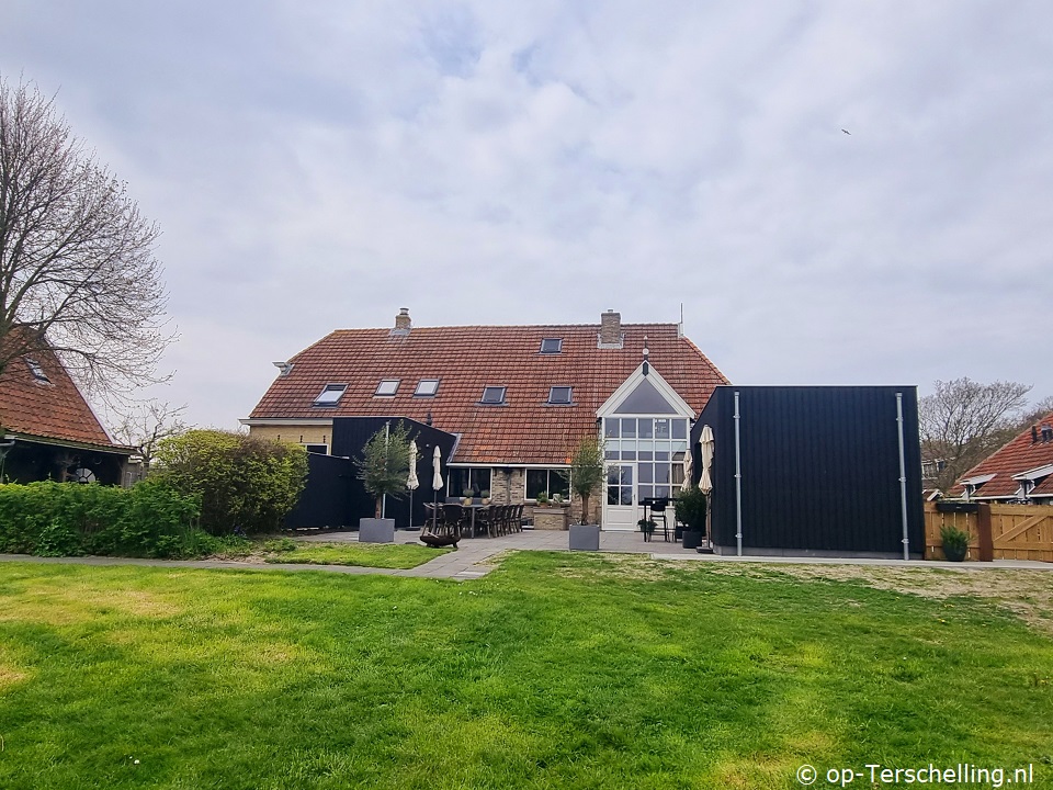 aandeFrieseKust's tweet photo. | #LastminuteTerschelling #Terschelling
| vakantiehuis Om Aest - Schipsdune
| weekend 1450 Euro/12p
| vr 12/05 - ma 15/05
-
last minute een weekend Terschelling in volledig verbouwd...
-
| https://t.co/vJBK0SnoYo https://t.co/tDz8qlDDmc
