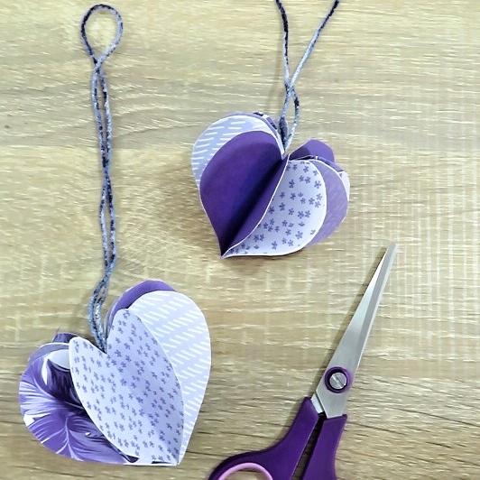 IvanaMearns's tweet photo. CRAFT to RELAX #2 - 3D hearts hanging decoration.
Watch the video on YouTube: https://t.co/QsQeq3AwXS
#DIY #DIYproject #heart #paperheart #weddingcrafts #wedding #weddingDIY #brideDIY #DIYbride #henparty #bridalshower #makesomething #howto https://t.co/Slw7wIvRWW