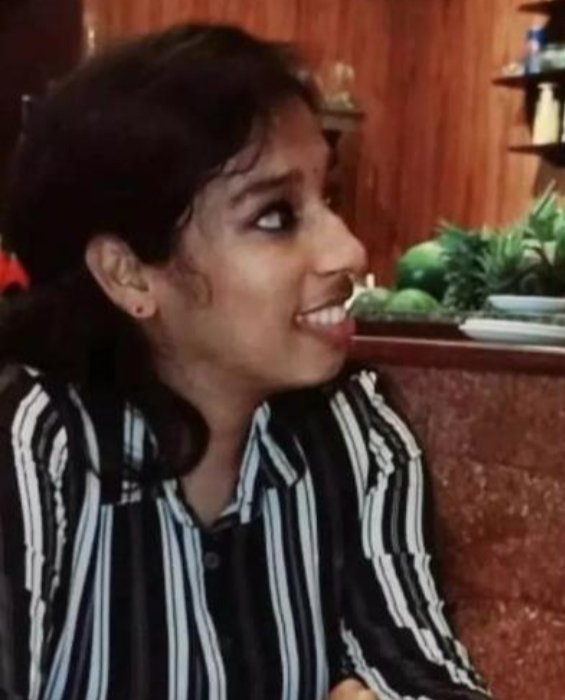Wbdf_official's tweet photo. Whole medical fraternity both saddened n terrified on horrific incident of Dr Vandana Das-stabbed to death on duty.We demand stringest action of perpetrators n security of d health care workers.@CMOKerala @pinarayivijayan @TheKeralaPolice @IMAIndiaOrg @FordaIndia @FAIMA_INDIA_ https://t.co/D0JqLPKt78
