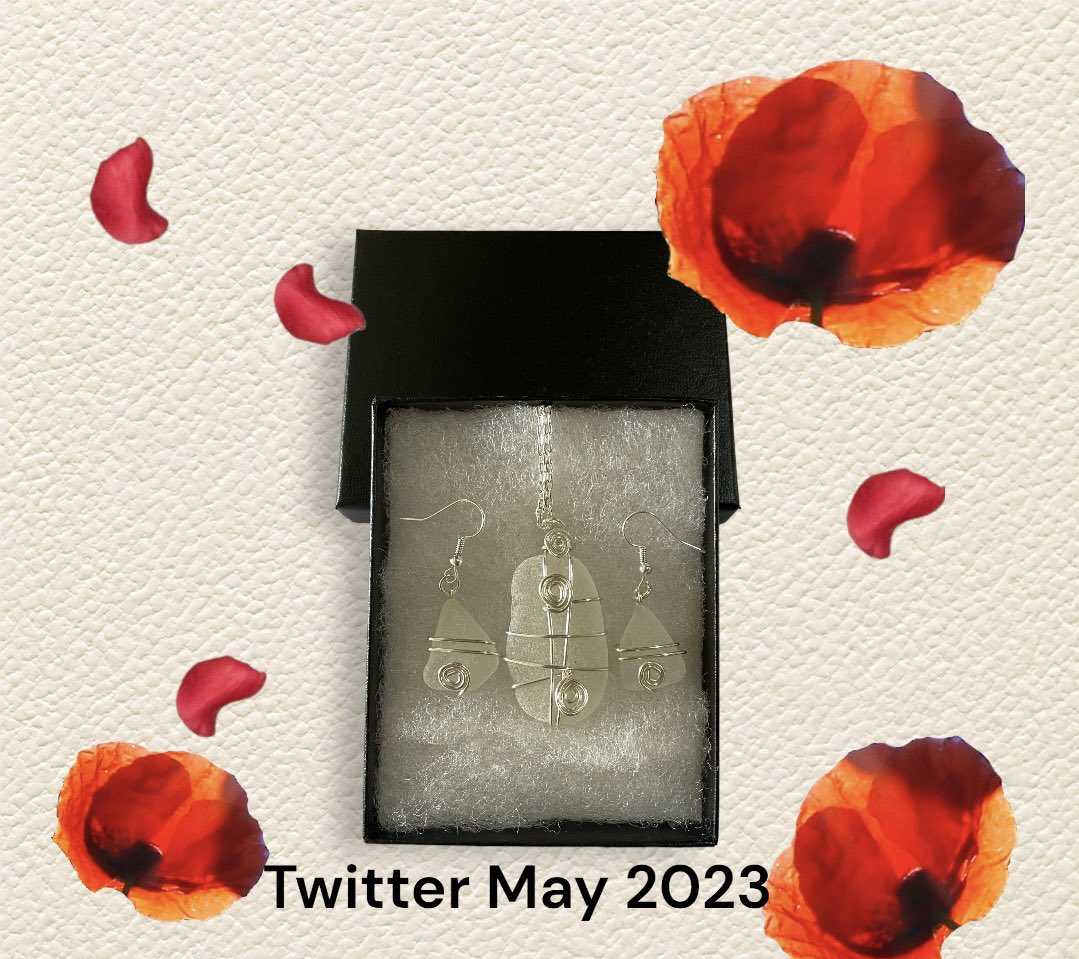 💕 Our May Competition is here 💕
For a chance to win this beautiful, handmade seaglass jewellery set.

Just RT &amp; FOLLOW. 

Ends 31/05/2023 🎉

More sets at Argyllseaglass.co.uk 🏴󠁧󠁢󠁳󠁣󠁴󠁿

#WinItWednesday #FreebieFriday  #MHHSBD #ScottishCraftHour #CraftBizParty #Scotland