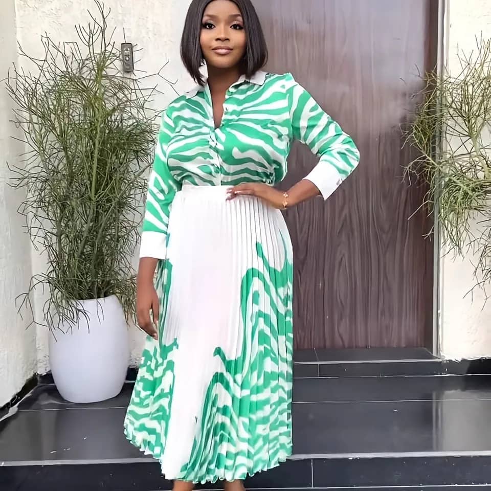 stcelinelagos's tweet photo. NEW IN, DRESS 🛍️💰
SIZE:M-2XL
PRICE:17,500

AVAILABLE FOR IMMEDIATE DELIVERY

P:S we do not own the rights to this video/picture/music 

#stcelineshoes #stcelinebags
#NYSCat50 #Timeless  
#BRIDGESTONE #mamaG #wednesdaythought
#otedola #adeboye #Tinubu #QueenCharlotteNG https://t.co/3ak0M9MRrQ
