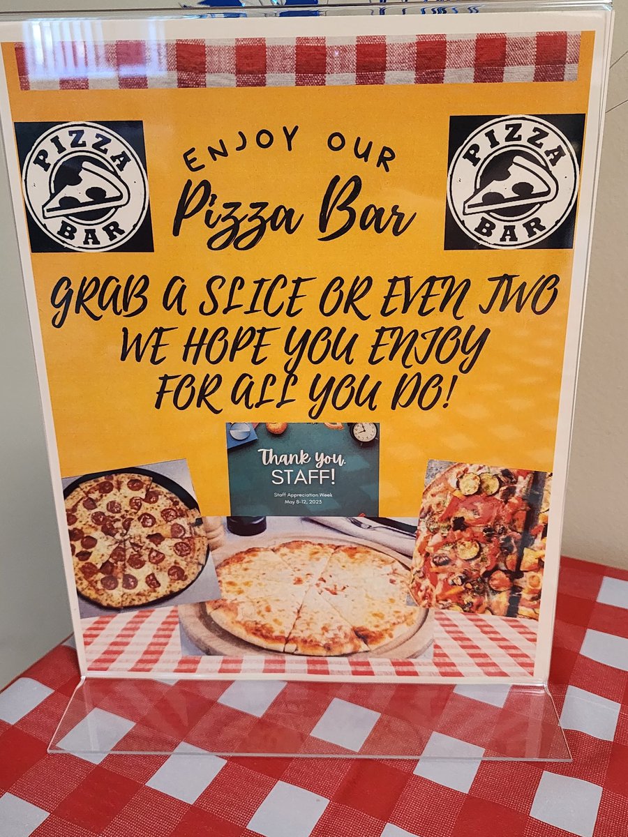 RollingGreenEl's tweet image. The pizza bar is ready for our  Staff Appreciation celebration!
#ThankATeacher 
#ThankanEducator
#weroarwithpride