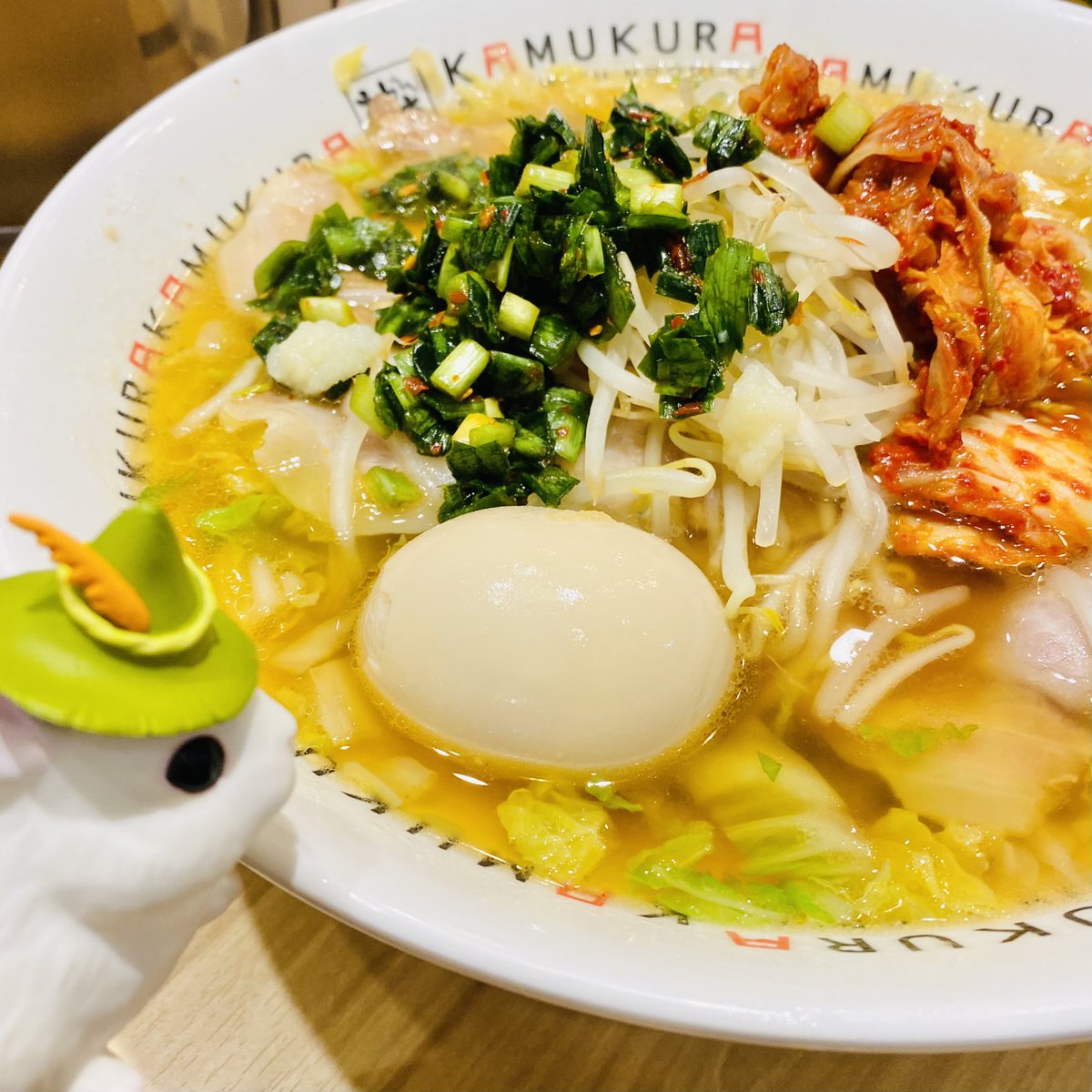 KannayutaJTCB's tweet photo. #メンドラ

今日は朝から晩御飯はラーメンと決めていたのです🍜✨

いつものように #どうとんぼり神座 さんへ〜🐰💨

うま、うま、うま

今日も美味しいラーメンをありがとうございました🙏🐰♪ https://t.co/M2ELNYON5l