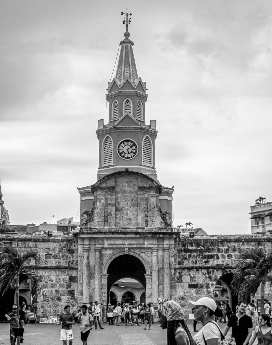 OfWalled's tweet photo. Cartagena has positioned itself as one of the most important tourist destinations in Colombia and the world. Which led the city to receive several recognitions in the recent world travel awards 2022; where the city was positioned among 10 best tourist destinations in the world. https://t.co/T2T6dG4689