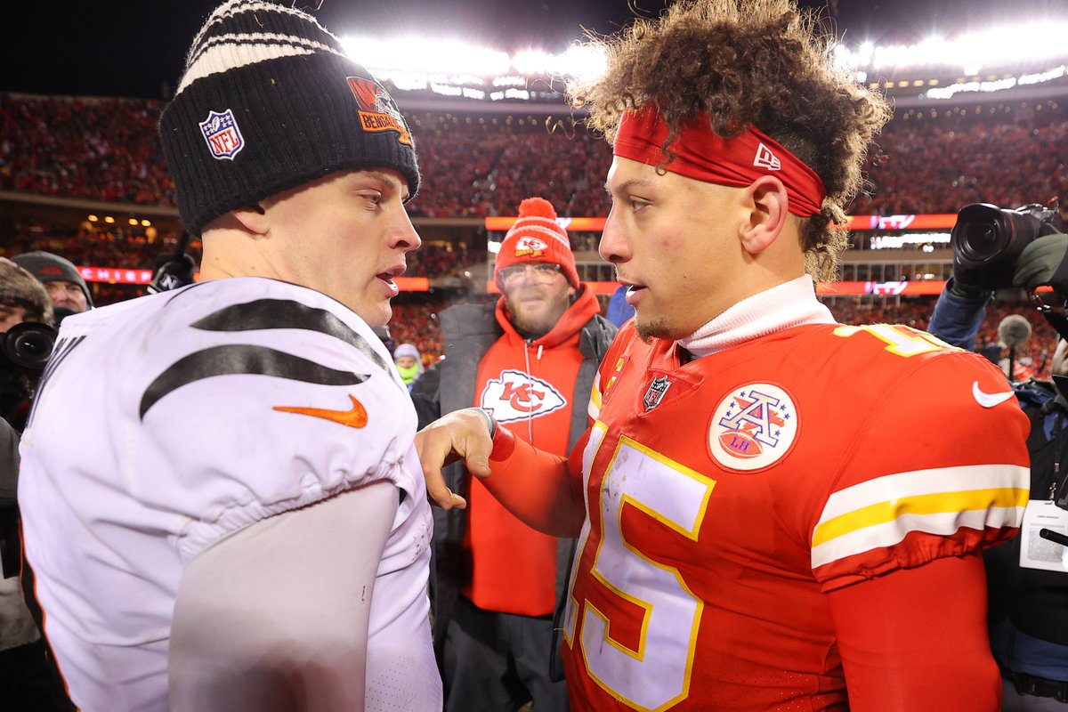 BleacherReport's tweet photo. NFL announced that the Chiefs and Bengals will face off on NYE this season 🍿 https://t.co/FFCLfB6E28