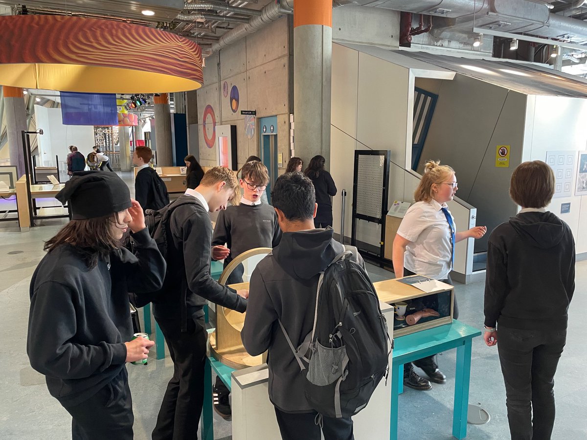 Linlithgow Chemistry tweet media