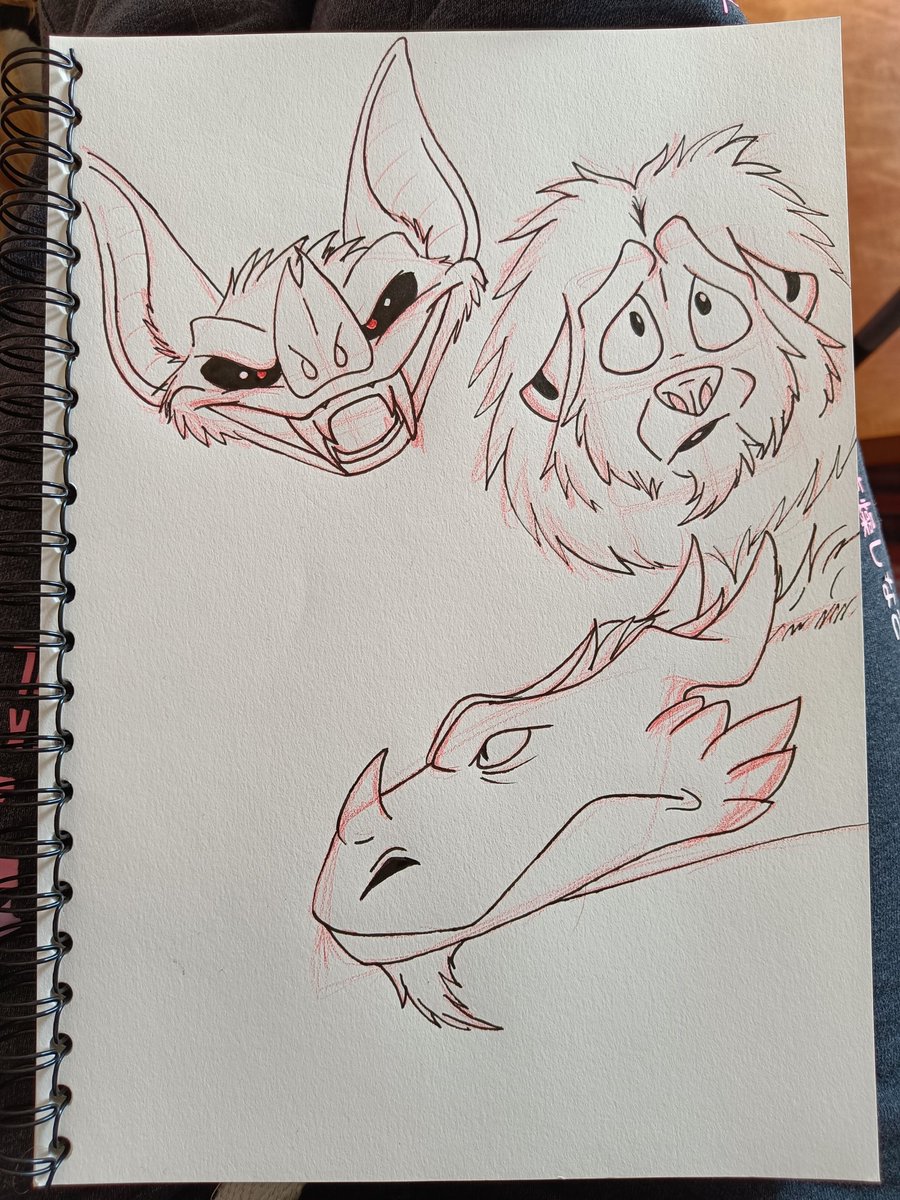 BobLuck89's tweet photo. Used a character design technique to...well...create some characters! #illustration #traditionalart #bat #Lion #Dragon https://t.co/56e05vMt6J