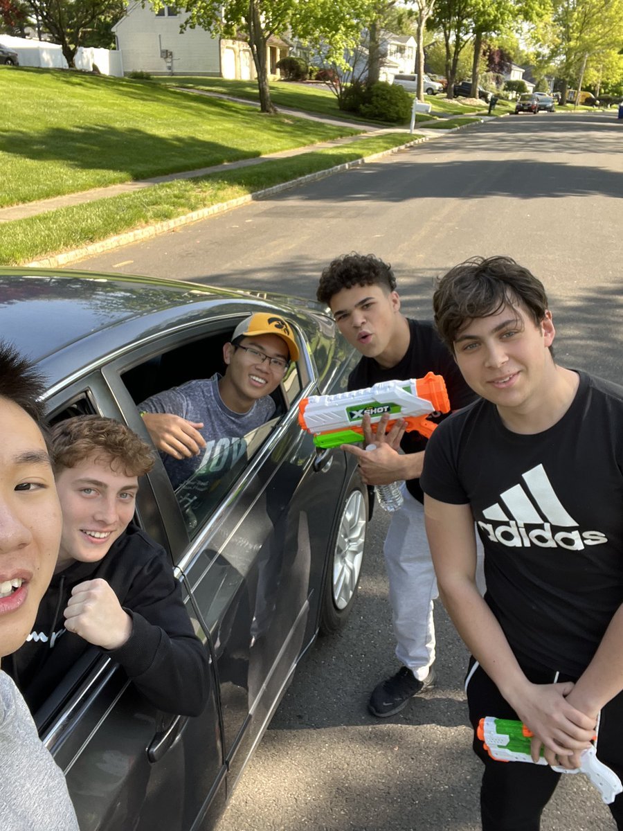 boroassassin23's tweet photo. Timmy has been eliminated by Brandon https://t.co/oZLlXPLLq5