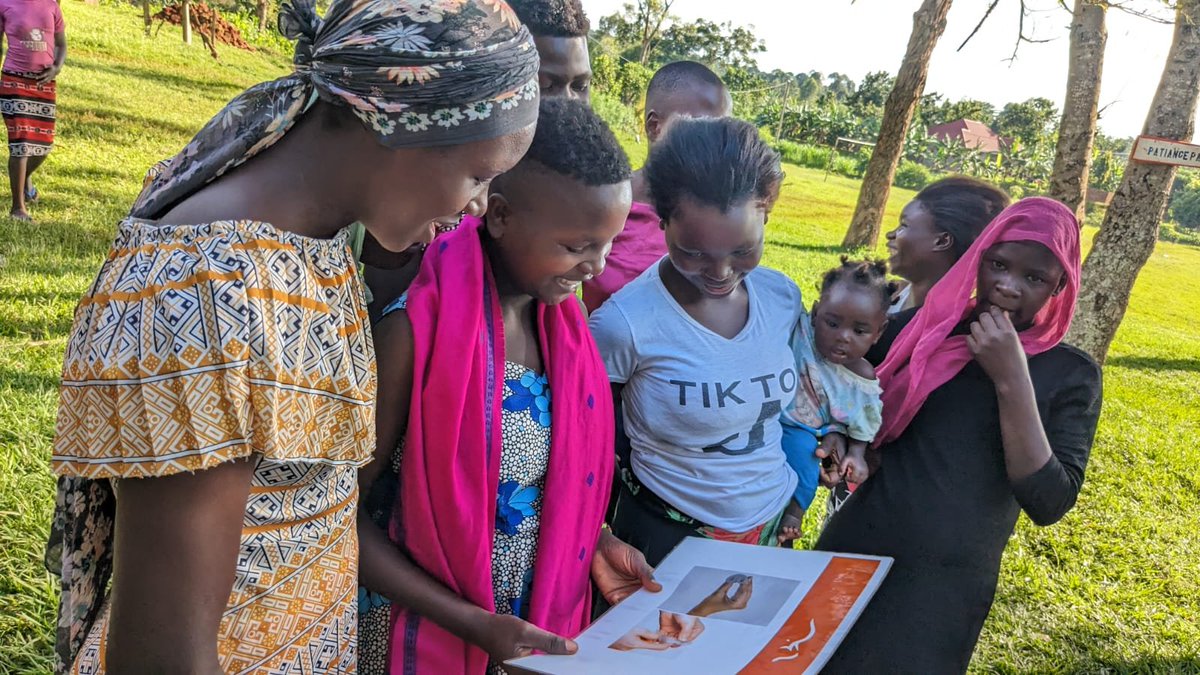 IriseEastAfrica's tweet photo. We are currently conducting a #menstrualhealth training & distributing #flowcups to young mothers in the Kyomya, Budondo community. This project is supported by @thecovaproject https://t.co/peOUkzATCo