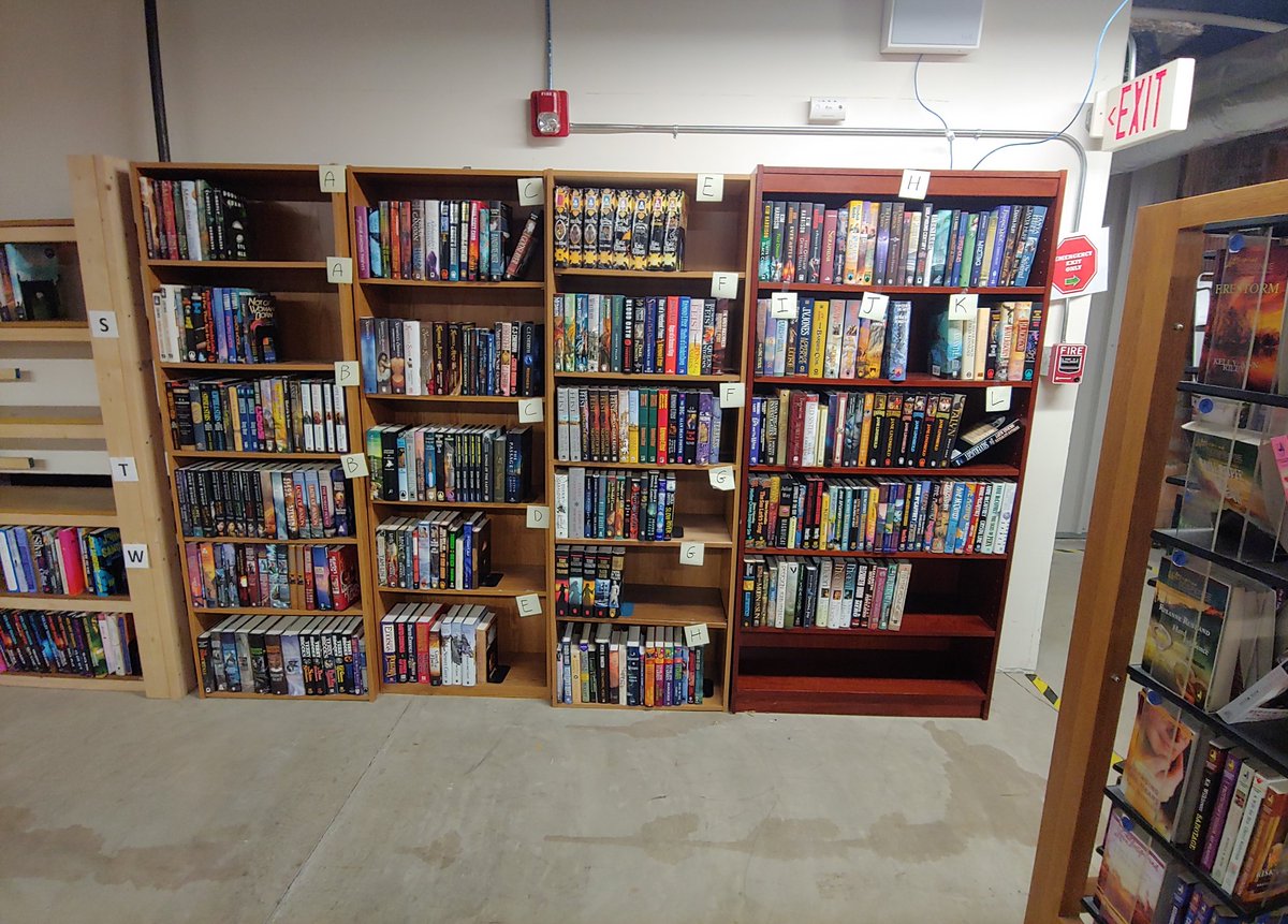 Daily Clinch 💏📚 on Twitter "BOOK SALE shoutout! May 20, 2023, 8am