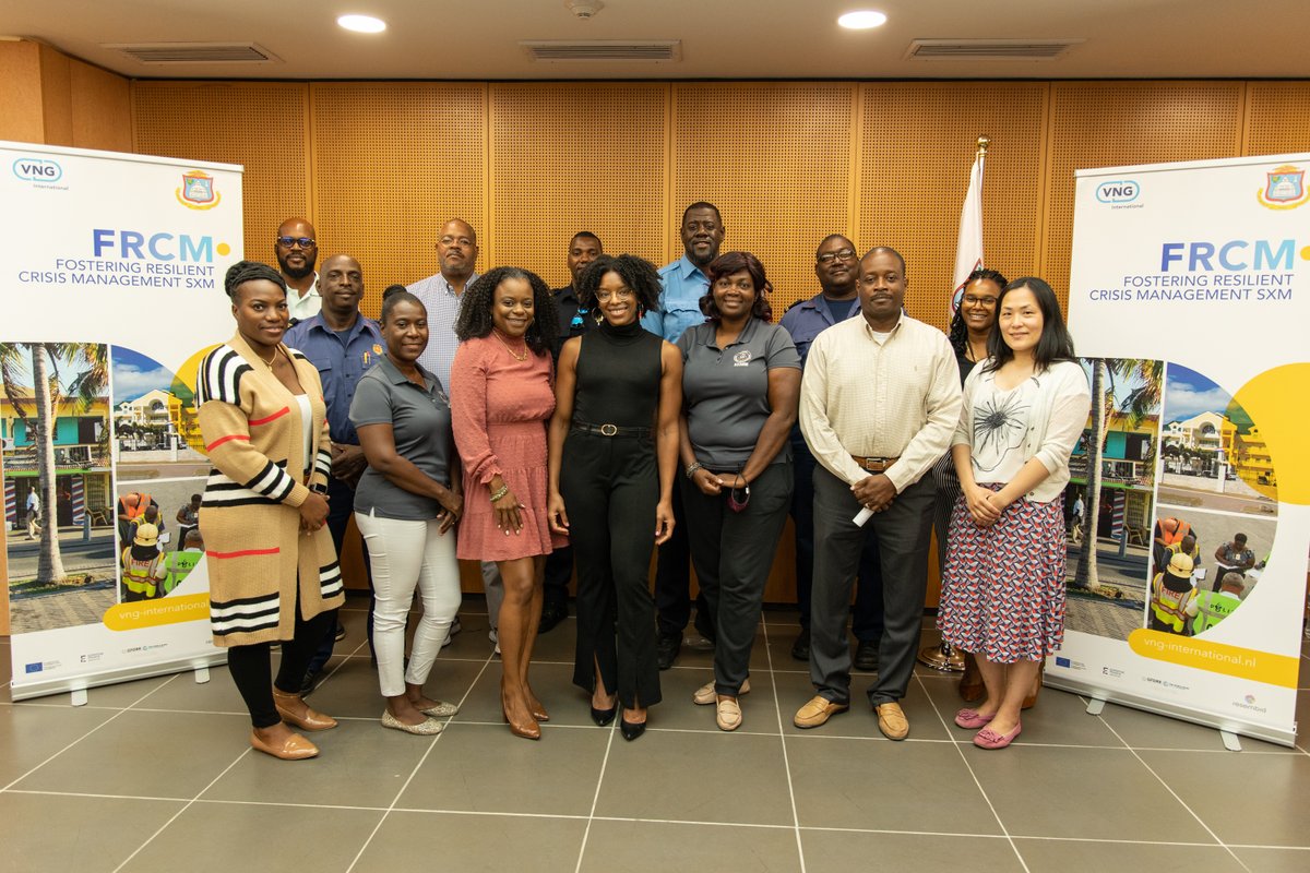 VNGi's tweet photo. VNGi and the government of Sint Maarten, hosted four Information Management sessions as part of the ‘Fostering Resilient Crisis Management’ (FRCM) project on Sint Maarten, financed by the @RESEMBID2023  Fund, to improve the sharing of information during a crisis situation. https://t.co/9oVKRgLEWx