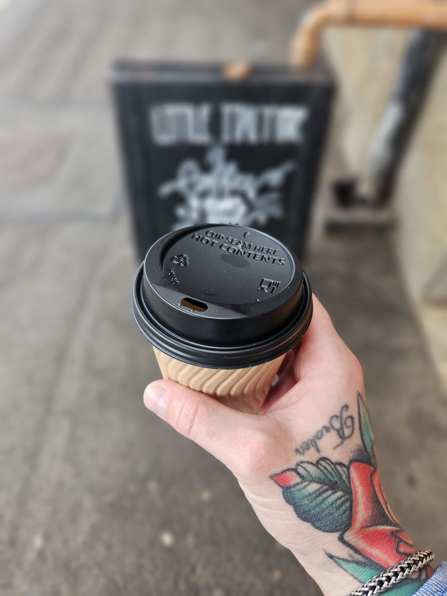 LIEBtweet's tweet photo. #coffeenottrainstrikes #pleasesupportus #familybusiness https://t.co/84MweNRXeB