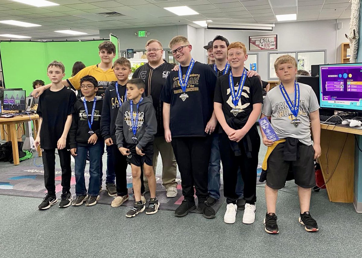 4th grade vs 5th grade for the State Championship in Knockout City. What a match! Love our students!!