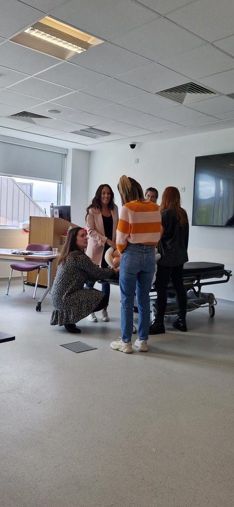 ofallpositions's tweet photo. Skill workstations underway this afternoon in @DGNHS midwives & Dr's working through the care for women in a variety of emergency situations inc. shoulder dystocia, #haemorrhage #sepsis #eclampsia and #maternalcpr
Also covering unplanned #breech & ways to help @NESnmahp #SMMDP https://t.co/GLNHM8KGXT