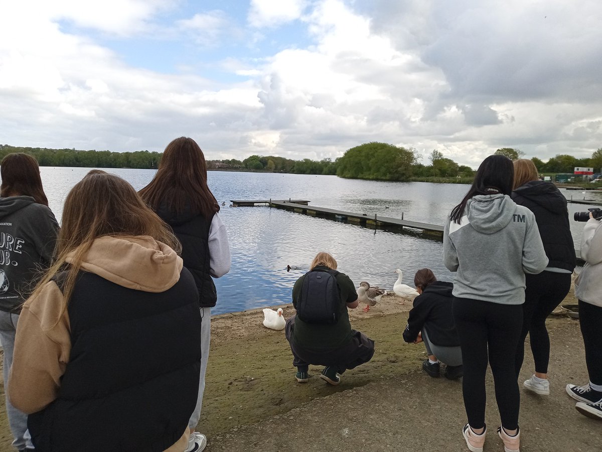 miner2major's tweet image. #ImaCeleb is last season, #GetMeInThere is this season!  12 girls from Joseph Whitaker school Rainworth are boldly going out into #SherwoodForest this summer, to gain new skills &amp;amp; experiences &amp;amp; connect with nature &amp;amp; the forest, not hate it! With @hvmitch76 @JamesReaderFRF