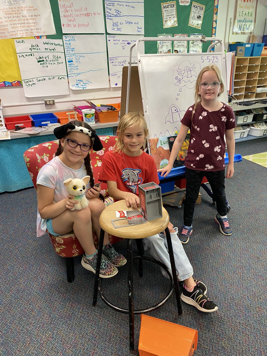 MsSMahal's tweet photo. G is for Game Day! Students enjoyed day 7 in our ABC Countdown to summer! Board games, building games, even imaginative games! #19days https://t.co/SPDeDSDBXr