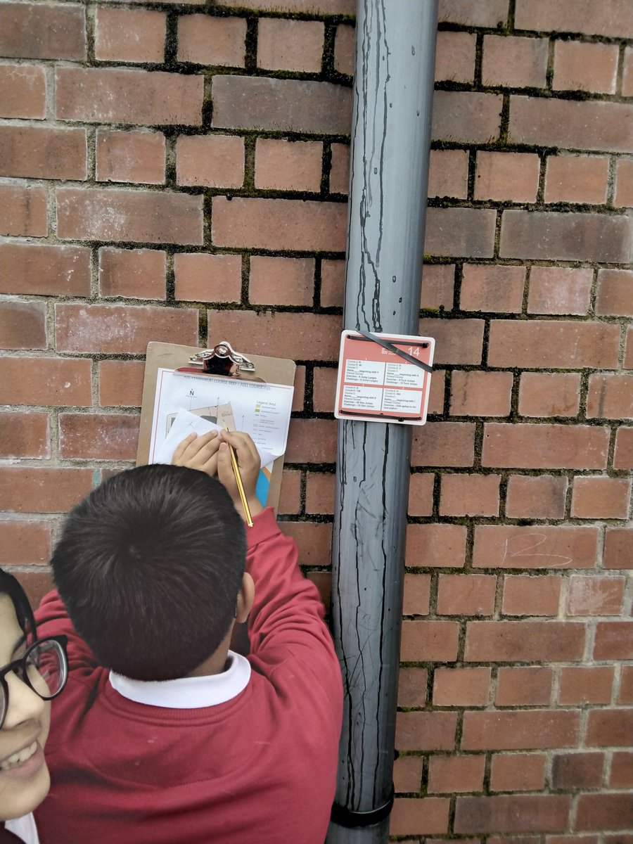 MarlboroughPrim's tweet image. #Year4 Orienteering this afternoon! #mapskills #teamwork #crosscurriculum