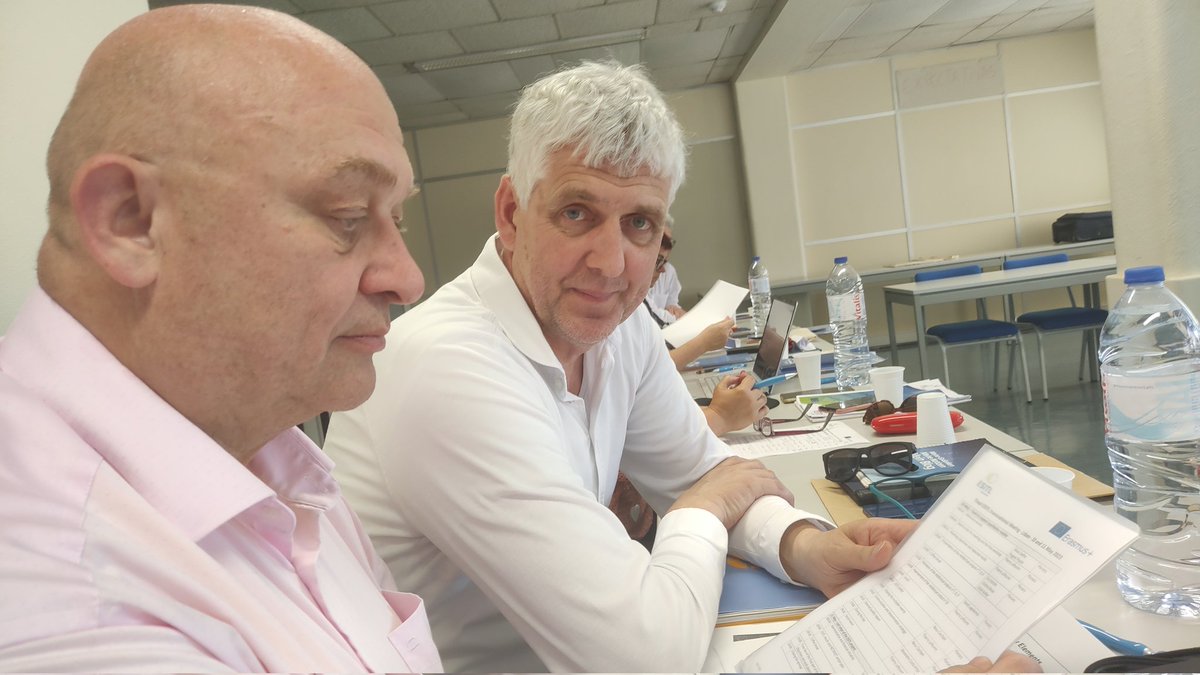 After a little break we work at a booklet  for the dissimenation of the results of the #ESITL Project organized by #NETINVET