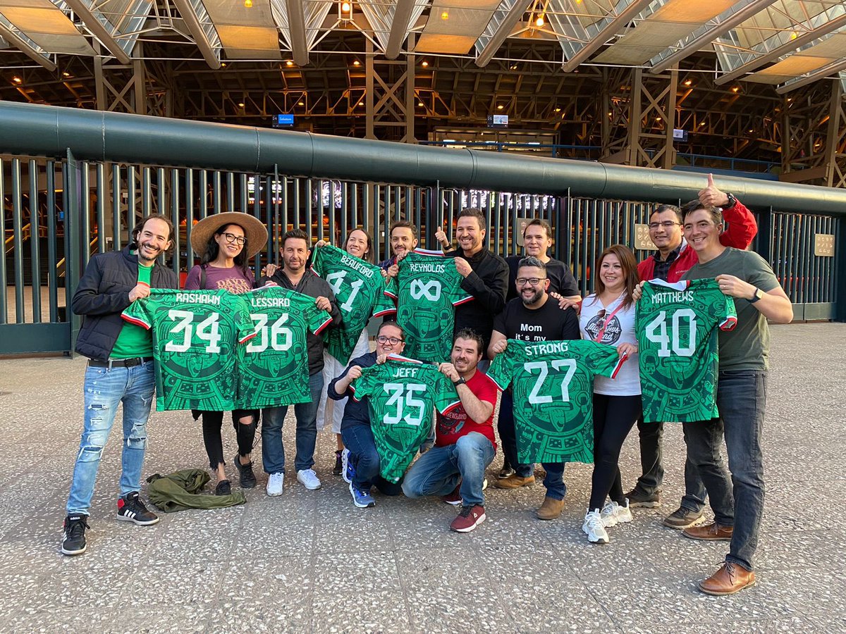 El Mexican Warehouse tweet media