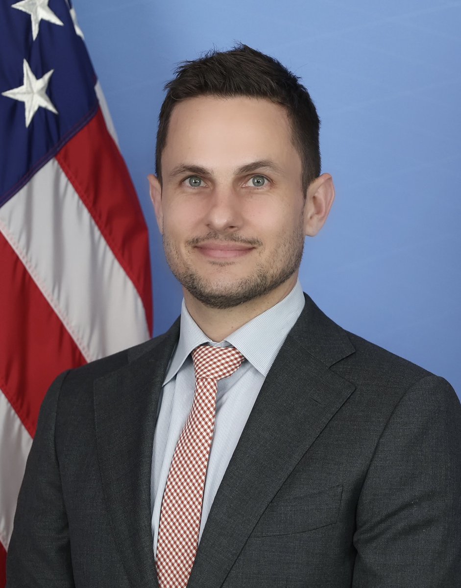 DepSecStateMR's tweet photo. A tie in the #DataForDiplomacy Award Individual Category! Congrats to Jesse Lynch for his innovation &amp; creativity in developing a system to improve how @USMissionGeneva and Washington, D.C. use data to drive decisions and influence policy at the @UN_HRC. https://t.co/JvDYHQE4GE